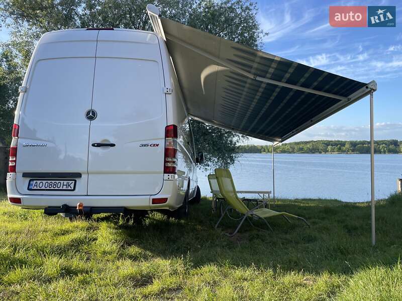Дом на колесах Mercedes-Benz Sprinter 2011 в Ужгороде