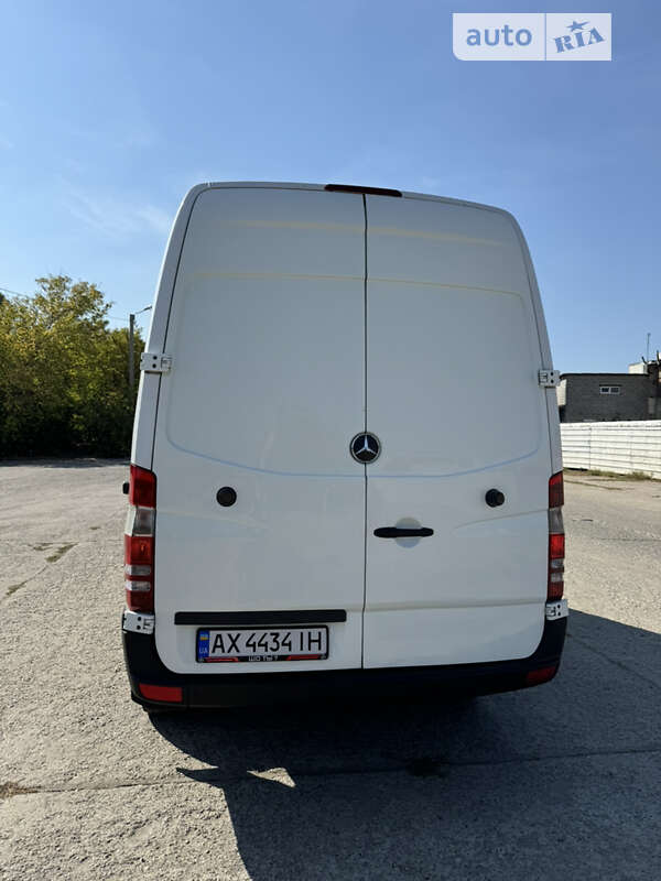 Грузовой фургон Mercedes-Benz Sprinter 2011 в Харькове