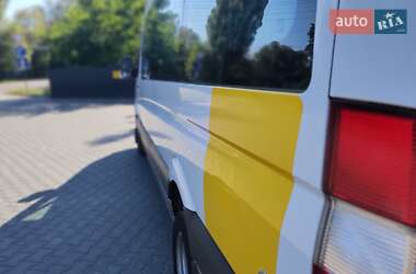 Пригородный автобус Mercedes-Benz Sprinter 2011 в 