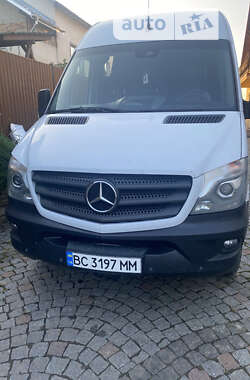 Вантажний фургон Mercedes-Benz Sprinter 2015 в Львові