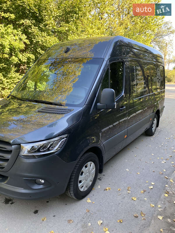 Вантажний фургон Mercedes-Benz Sprinter 2022 в Івано-Франківську