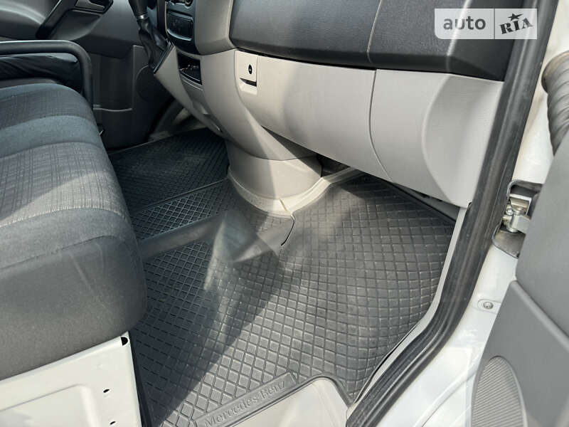 Грузовой фургон Mercedes-Benz Sprinter 2017 в Николаеве