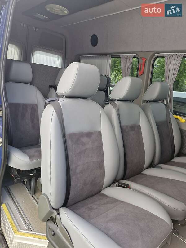Микроавтобус Mercedes-Benz Sprinter 2013 в Киеве