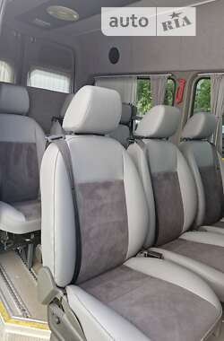 Микроавтобус Mercedes-Benz Sprinter 2013 в Киеве