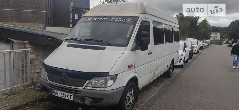Mercedes-Benz Sprinter