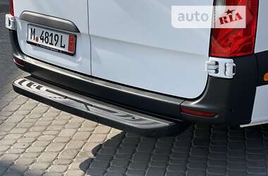 Грузовой фургон Mercedes-Benz Sprinter 2023 в 