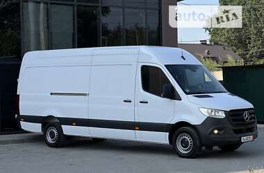 Грузовой фургон Mercedes-Benz Sprinter 2023 в 