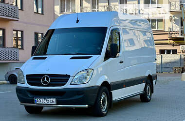 Вантажний фургон Mercedes-Benz Sprinter 2010 в Ужгороді