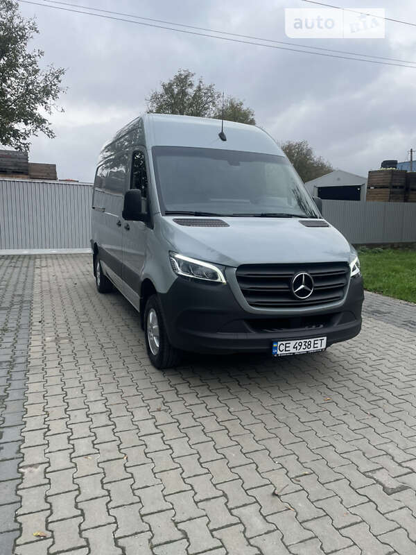Грузовой фургон Mercedes-Benz Sprinter 2018 в 