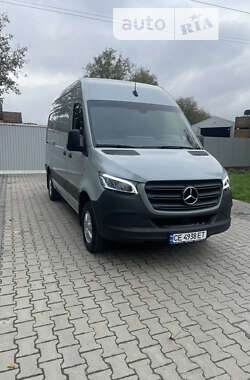 Грузовой фургон Mercedes-Benz Sprinter 2018 в 