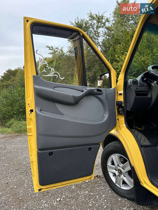Мікроавтобус Mercedes-Benz Sprinter 2001 в Іршаві