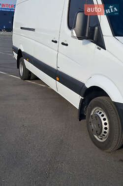 Вантажний фургон Mercedes-Benz Sprinter 2015 в 