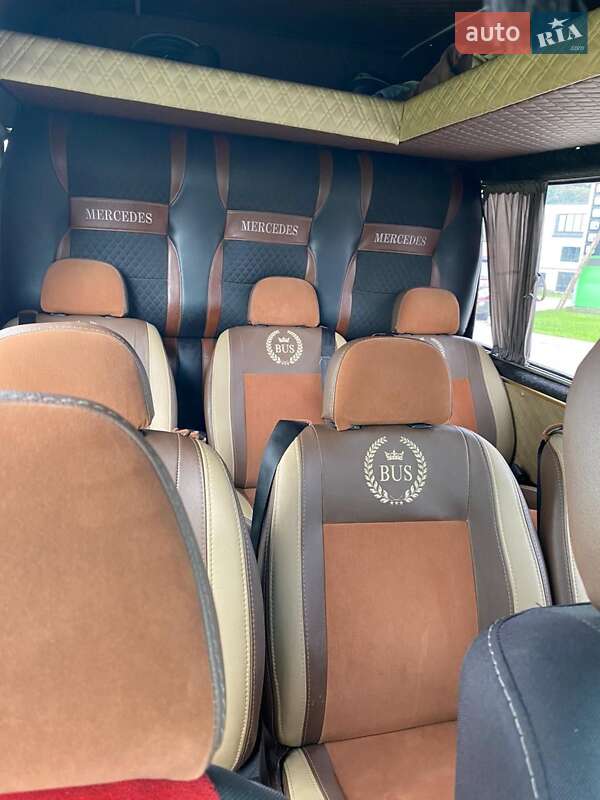 Мікроавтобус Mercedes-Benz Sprinter 2001 в Тячеві