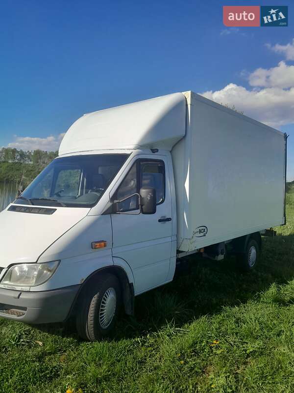 Вантажний фургон Mercedes-Benz Sprinter 2005 в Тернополі фото 50 Вантажний фургон Mercedes-Benz Sprinter 2005 в Тернополі
