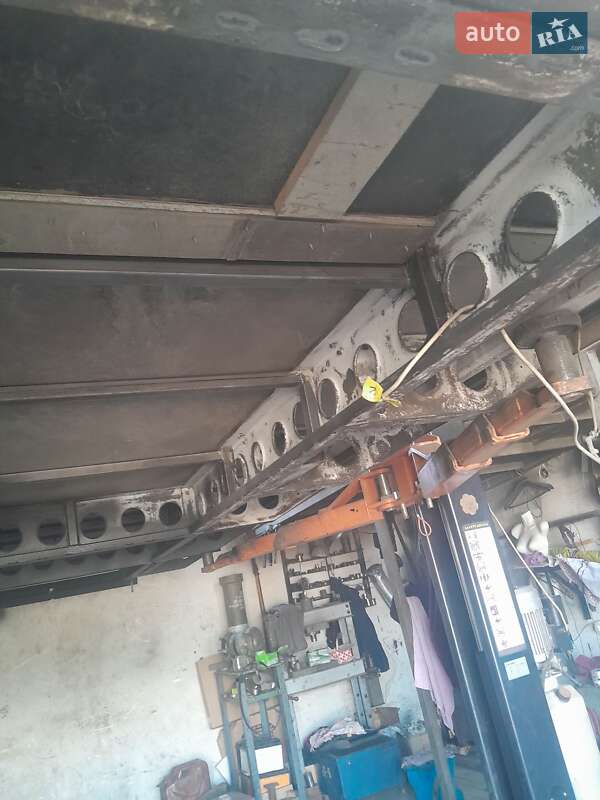 Вантажний фургон Mercedes-Benz Sprinter 2005 в Тернополі фото 56 Вантажний фургон Mercedes-Benz Sprinter 2005 в Тернополі