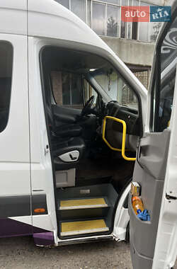 Микроавтобус Mercedes-Benz Sprinter 2012 в 