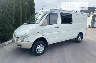 Грузовой фургон Mercedes-Benz Sprinter 2002 в Черновцах