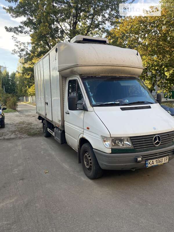 Рефрижератор Mercedes-Benz Sprinter 1996 в Киеве