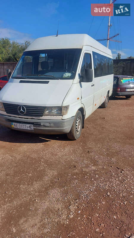 Міський автобус Mercedes-Benz Sprinter 1997 в Кривому Розі