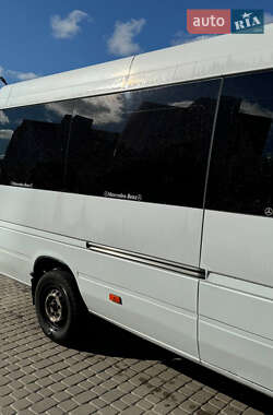 Городской автобус Mercedes-Benz Sprinter 2003 в Ивано-Франковске