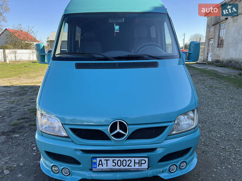 Грузопассажирский фургон Mercedes-Benz Sprinter 2003 в Ивано-Франковске