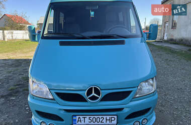 Грузопассажирский фургон Mercedes-Benz Sprinter 2003 в Ивано-Франковске