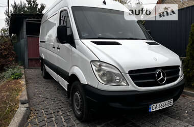 Грузовой фургон Mercedes-Benz Sprinter 2010 в Звенигородке