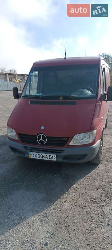 Грузовой фургон Mercedes-Benz Sprinter 2005 в 