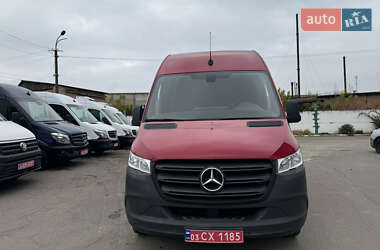 Вантажний фургон Mercedes-Benz Sprinter 2019 в Рівному