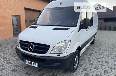 Грузовой фургон Mercedes-Benz Sprinter 2012 в Ровно