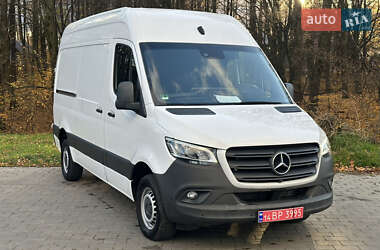 Грузовой фургон Mercedes-Benz Sprinter 2019 в 