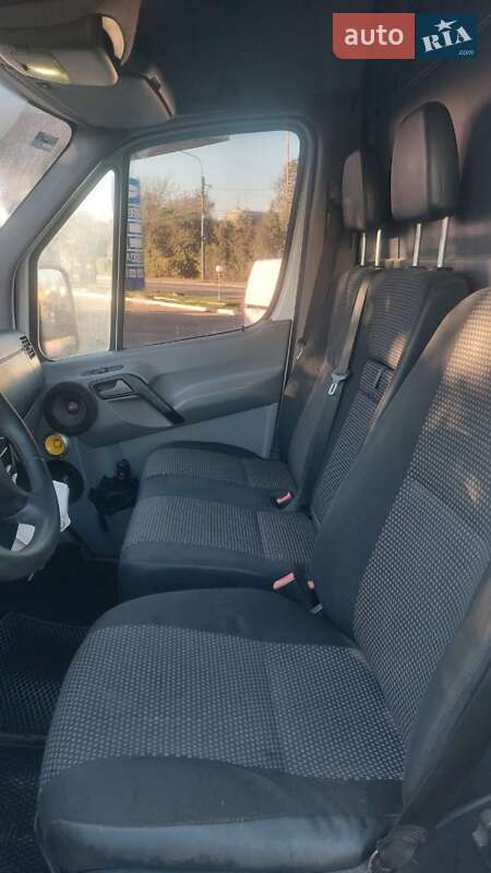 Вантажний фургон Mercedes-Benz Sprinter 2007 в Івано-Франківську
