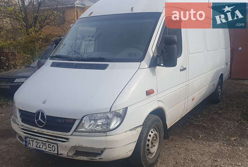 Грузовой фургон Mercedes-Benz Sprinter 2005 в Ивано-Франковске