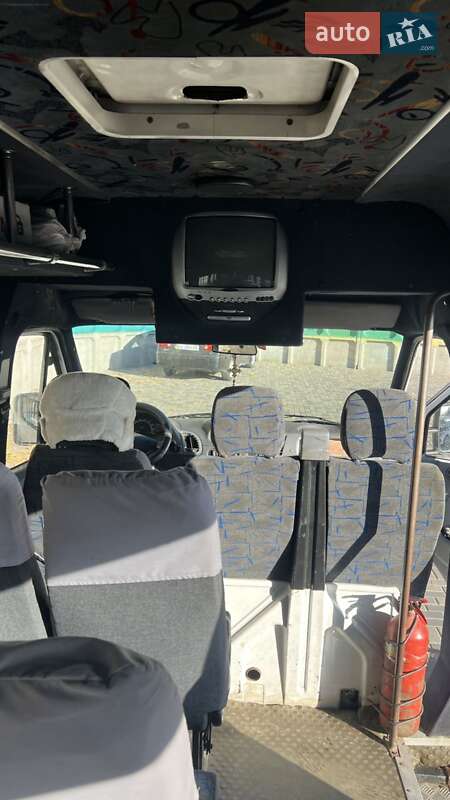 Микроавтобус Mercedes-Benz Sprinter 2001 в Днепре