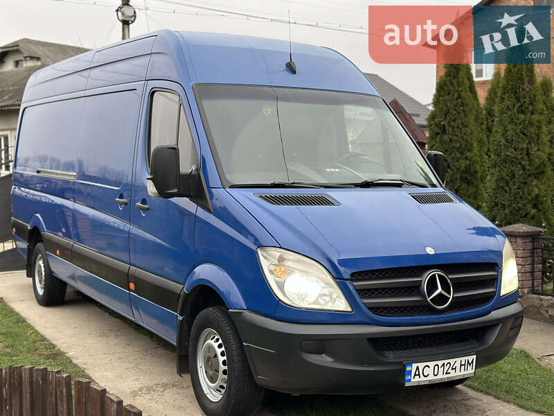 Вантажний фургон Mercedes-Benz Sprinter 2009 в Івано-Франківську