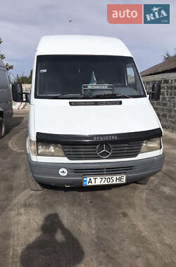 Вантажний фургон Mercedes-Benz Sprinter 1999 в Городенці