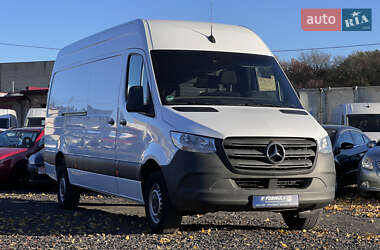 Вантажний фургон Mercedes-Benz Sprinter 2018 в Нововолинську