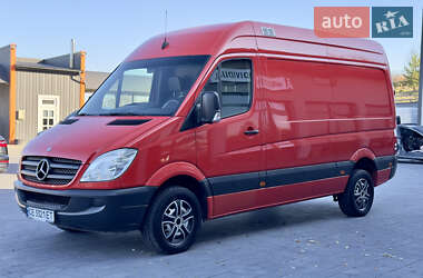 Грузовой фургон Mercedes-Benz Sprinter 2008 в Черновцах