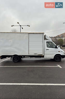 Вантажний фургон Mercedes-Benz Sprinter 2005 в 