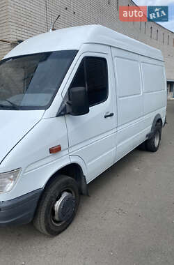Грузовой фургон Mercedes-Benz Sprinter 1996 в 