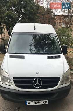 Вантажний фургон Mercedes-Benz Sprinter 2011 в Дніпрі