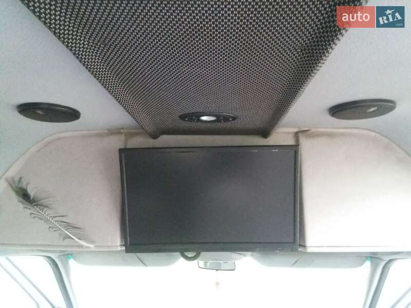 Микроавтобус Mercedes-Benz Sprinter 2011 в Синельниково