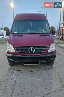 Вантажний фургон Mercedes-Benz Sprinter 2010 в Дніпрі