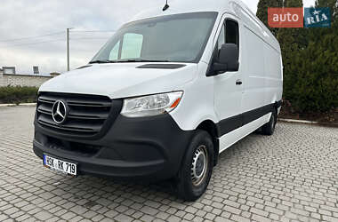 Грузовой фургон Mercedes-Benz Sprinter 2020 в 