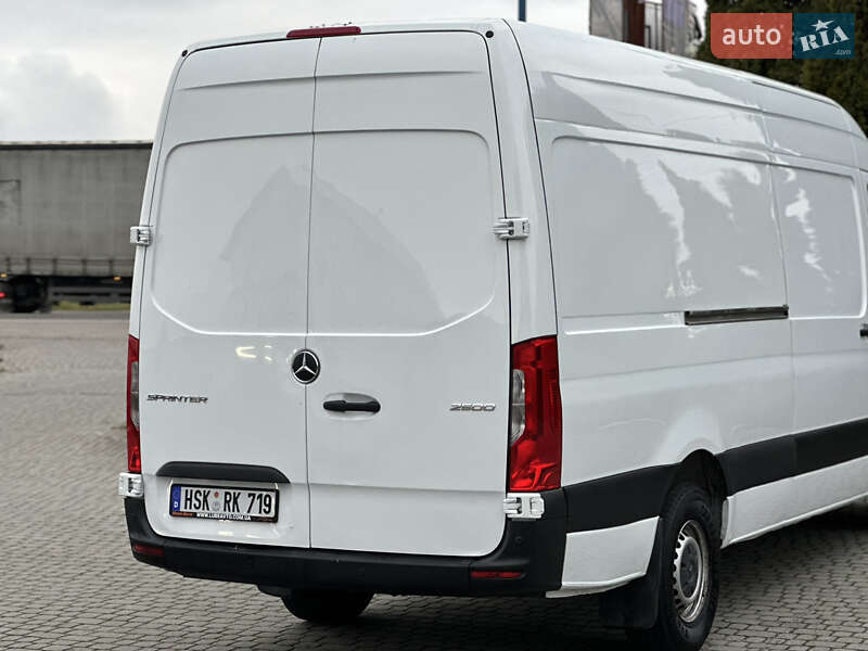 Грузовой фургон Mercedes-Benz Sprinter 2020 в Львове