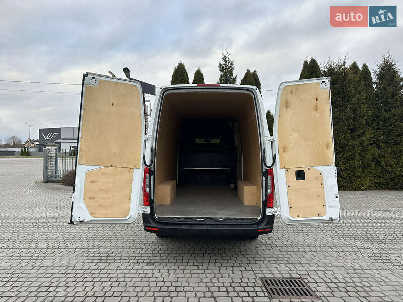 Грузовой фургон Mercedes-Benz Sprinter 2020 в Львове