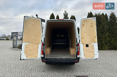 Грузовой фургон Mercedes-Benz Sprinter 2020 в 