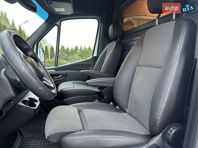 Грузовой фургон Mercedes-Benz Sprinter 2020 в Львове