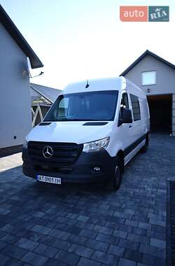 Вантажопасажирський фургон Mercedes-Benz Sprinter 2020 в Рожнятові