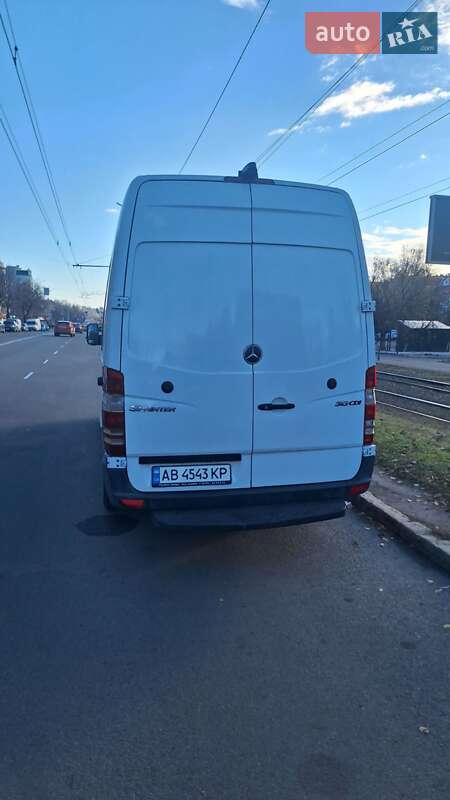Вантажопасажирський фургон Mercedes-Benz Sprinter 2010 в Вінниці